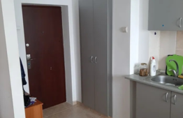 Apartament cu 3 camere, utilat/mobilat, 45 mp + balcon inchis 5mp, zona P-ta Flora