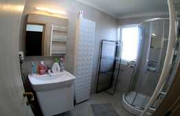 Apartament 1 camera, decomandat, loc parcare, zona strazii Tineretului!