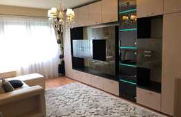 Apartament 3 camere, decomandat, 75 mp,  zona Fsega