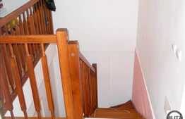 De vanzare 3 camere, 108 mp utili cu scara interioara