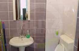 Apartament cu 3 camere, 80 mp, decomandat, parcare, zona strazii Cetatii