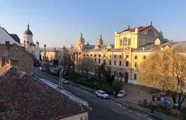 Garsoniera de inchiriat, 30 mp, moderna, in zona Piata Stefan Cel Mare