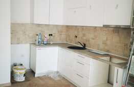 Apartament 2 camere, finisat, etaj intermediar, zona Salii Polivalente