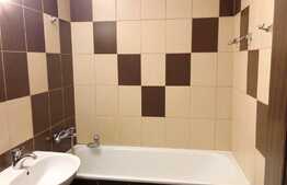 3 camere 2 balcoane, parcare, zona strazii N.Titulescu