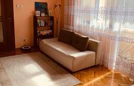 Apartament cu 3 camere, etaj intermediar , pe strazii Calea Floresti ! 