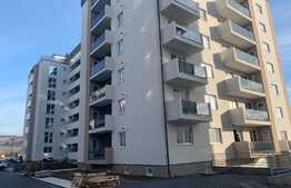 Apartament 2 camere, bloc nou, etaj intermediar, zona Vivo