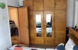 Apartament 3 camere, 67 mp, intermediar, terasa, zona strazii Bucuresti