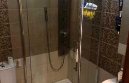 Apartament pe doua niveluri, 91 mp, 2 terase, finisat lux, zona strazii Fagului