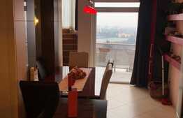 Apartament pe doua niveluri, 91 mp, 2 terase, finisat lux, zona strazii Fagului