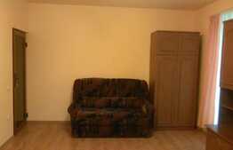 De vanzare apartament cu 2 camere,decomandat, 60 mp