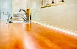 Apartament cu 3 camere, 73 mp, decomandat, mobilat modern, prima inchiriere, parcare, zona strazii Parang