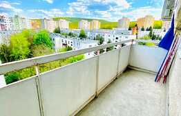 Apartament cu 3 camere, 73 mp, decomandat, mobilat modern, prima inchiriere, parcare, zona strazii Parang