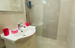 Apartament cu 3 camere, 73 mp, decomandat, mobilat modern, prima inchiriere, parcare, zona strazii Parang