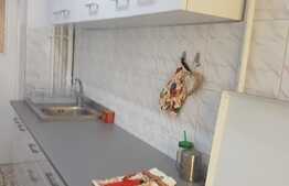 Apartament cu 2 camere, decomandat, modern, zona Cinema Dacia