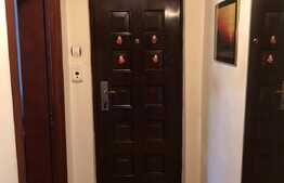 Super pret! Apartament cu 3 camere decomandate, zona strazii Parang