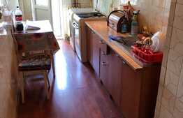 Super pret! Apartament cu 3 camere decomandate, zona strazii Parang