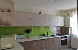 Apartament 2 camere, decomandat, intermediar, zona Regal Baciu