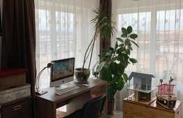 Apartament 3 camere, terasa 67 mp, parcare, Zona Vivo