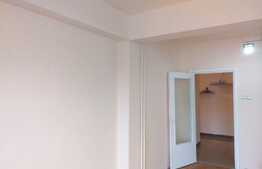 Apartament cu 4 camere , decomandat, 100 mp , loc de parcare, in zona strazii Dorobantilor