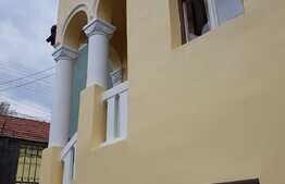 Casa individuala, 200 mp, zona Clinicilor, locuri de parcare incluse