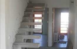 Apartament cu 4 camere de vanzare in zona Campului!Superfinisat in bloc tip vila