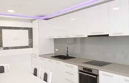 Apartament lux, 2 camere, zona strazii Stadionului, Floresti!