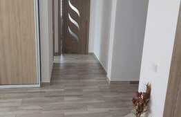 Apartament cu 3 camere, 60 mp, decomandat, zona Cetatii