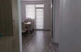 Apartament cu 3 camere, 60 mp, decomandat, zona Cetatii