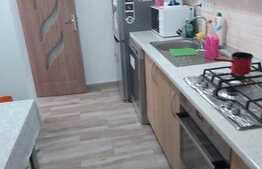 Apartament cu 3 camere, 60 mp, decomandat, zona Cetatii