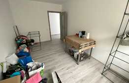 Apartament cu 3 camere, 57 mp, finisat, zona Vivo