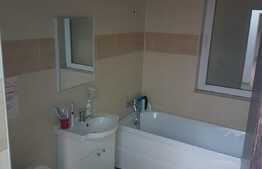 Apartament cu 2 camere de lux, 60 mp, gradina, 2 parcari, la cheie, zona Porii