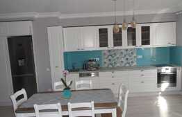 Apartament cu 3 camere, 66 mp, modern, garaj, zona Kaufland