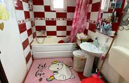 Apartament cu 3 camere, 54 mp, la cheie, zona Eroilor