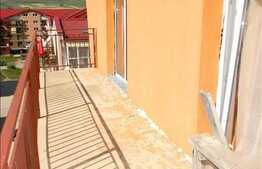 Apartament de vanzare 2 camere, etajul 3, 51 mp utili