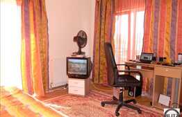 Apartament de vanzare 2 camere, etajul 3, 51 mp utili