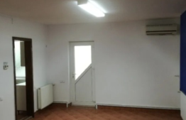 Casa pentru birouri, 140 mp, 12 locuri de parcare, zona Calea Turzii