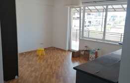 Apartament 3 camere, terasa 38 mp, intermediar, zona strazii Ciocarliei