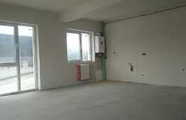 Apartament cu 2 camere, semifinisat, CF si parcare, zona Vivo