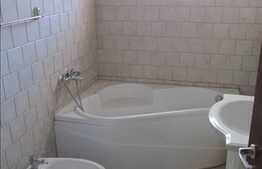 Apartament cu 3 camere, 68 mp, decomandat, la cateva minute de zona ANL