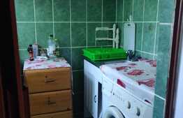 Garsoniera spatioasa la SUPER PRET, mobilata si utilata 22mp + balcon, etaj intermediar, zona Expo Transilvania