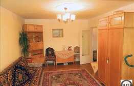 Apartament 4 camere decomandat in zona Intre Lacuri