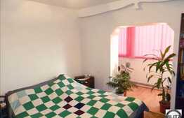 Apartament 4 camere decomandat in zona Intre Lacuri