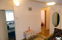 Apartament 4 camere decomandat in zona Intre Lacuri