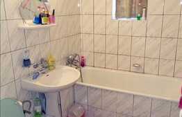 Apartament 4 camere decomandat in zona Intre Lacuri
