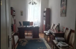 Apartament 3 camere, 60mp, zona centrala a orasului, ideal pentru birou