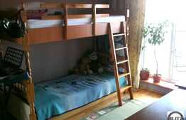 3 camere decomandate, etaj intermediar!