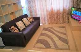 3 camere, la cheie, 77 mp., zona Vivo