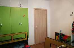 3 camere, la cheie, 77 mp., zona Vivo