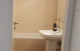 Apartament 2 camere, etaj intermediar, la cheie.