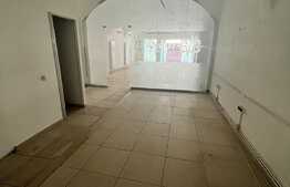 Spatiu comercial zona Sora , vad pietonal excelent 